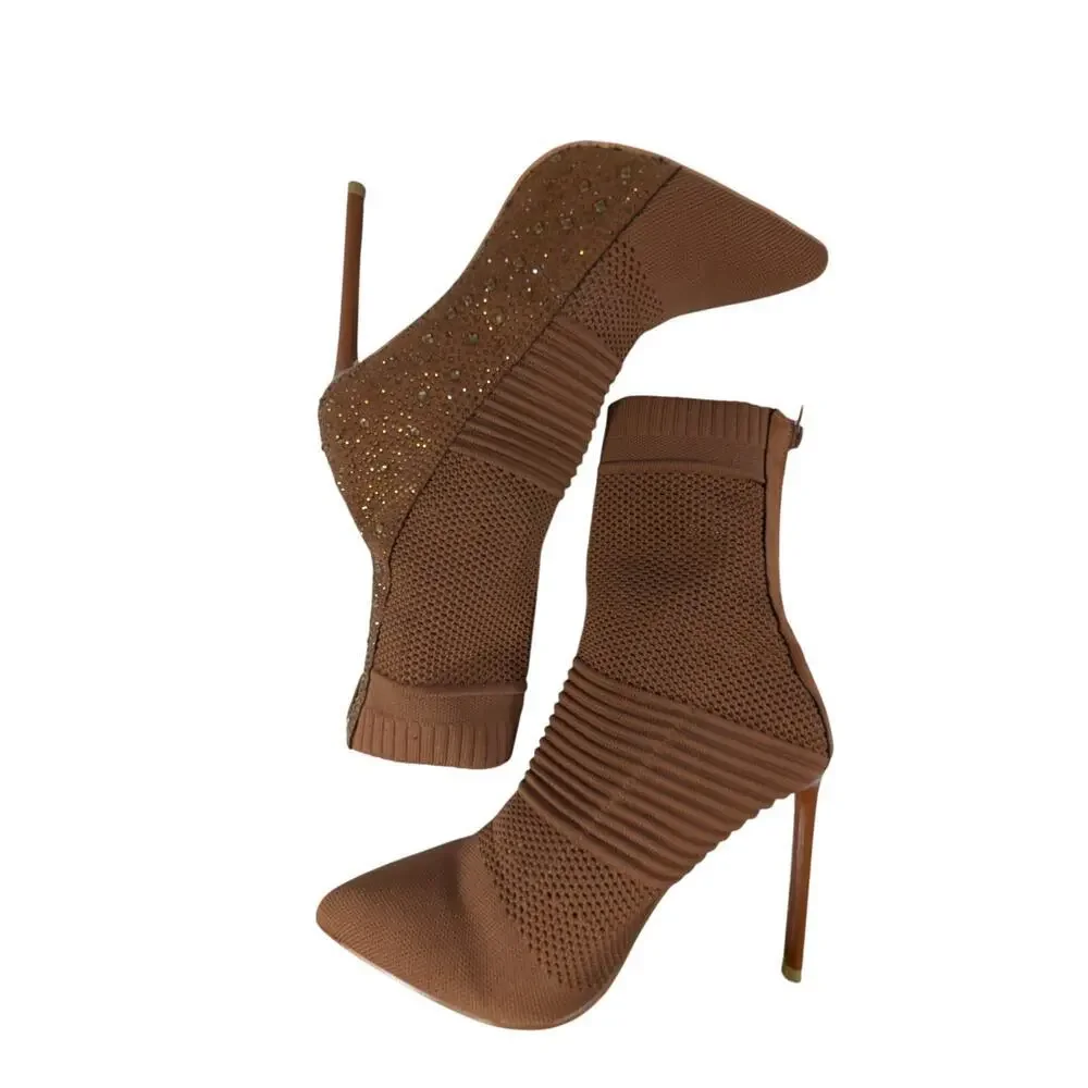 NWOT! ROUGE HELIUM! LUXE BROWN KNIT ELASTIC FITTED STILETTO ANKLE BOOTS! SZ 10M